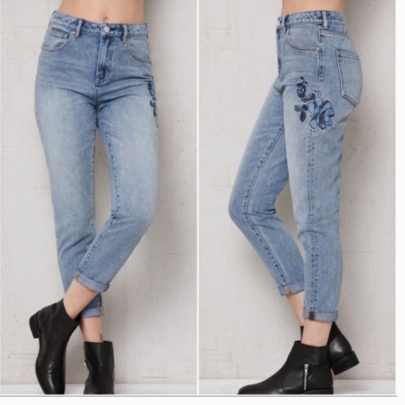 PACSUN Floral Embroidered Mom Jeans - Picture 1 of 8